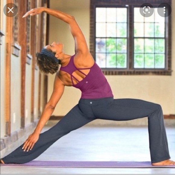 Athleta tank  bra support - Picture 4 of 5